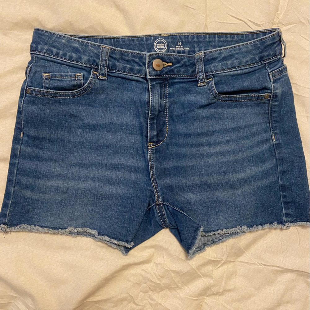 EUC GIRLS WONDER NATION SHORTS SZ 16